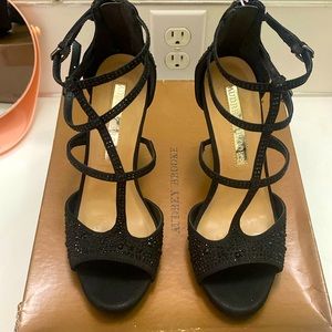 ✨ Audrey Brooke Black High Heels